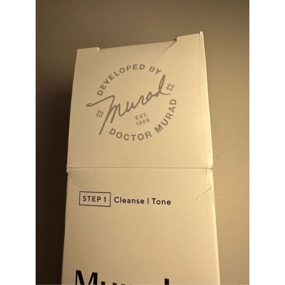 Murad Hydrating Toner 6oz/180ml - Picture 6 of 8